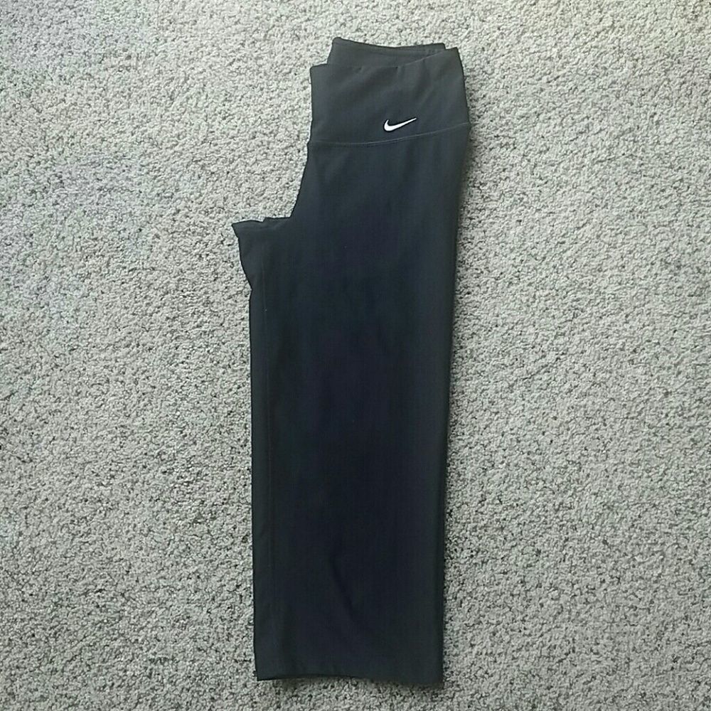 Nike capris